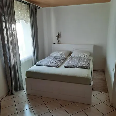 Apartment Ferienwohnung In Ruhiger Lage Aachen
